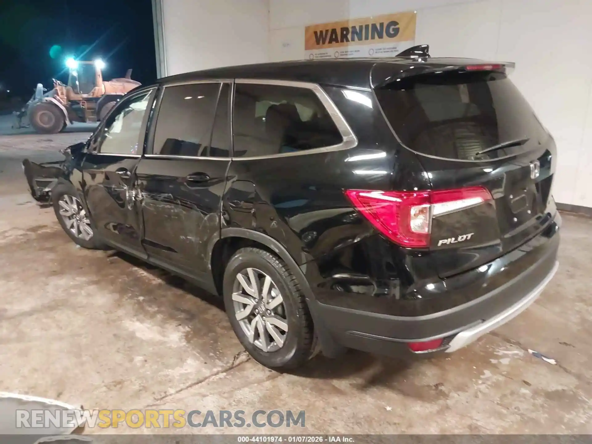 3 Photograph of a damaged car 5FNYF5H55MB019813 HONDA PILOT 2021