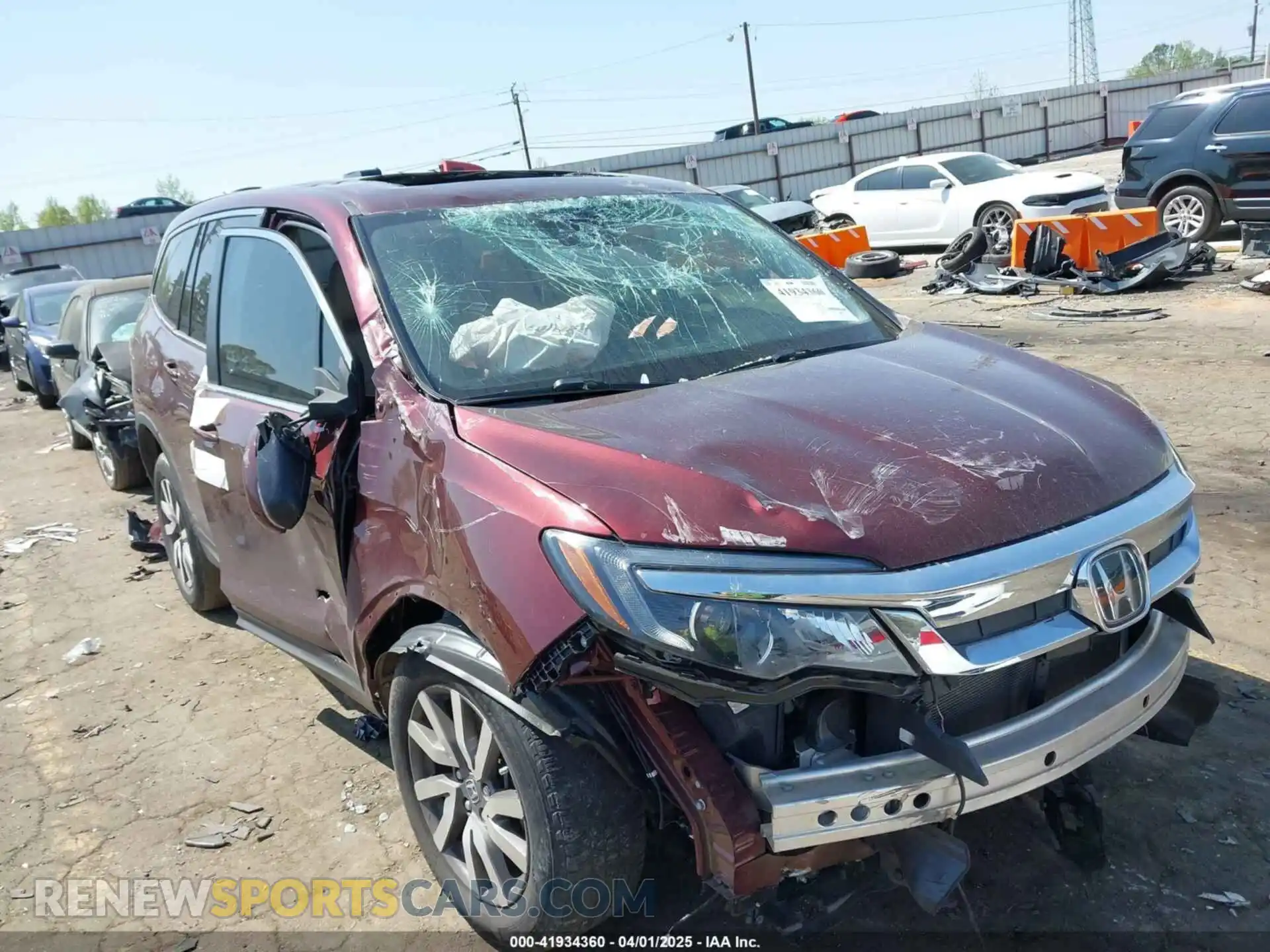 1 Photograph of a damaged car 5FNYF5H56MB012112 HONDA PILOT 2021
