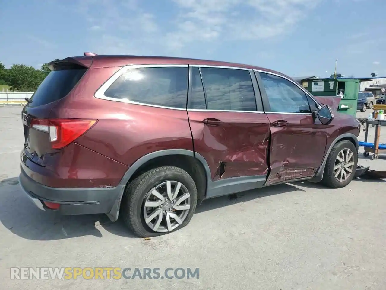 3 Photograph of a damaged car 5FNYF5H56MB043330 HONDA PILOT 2021