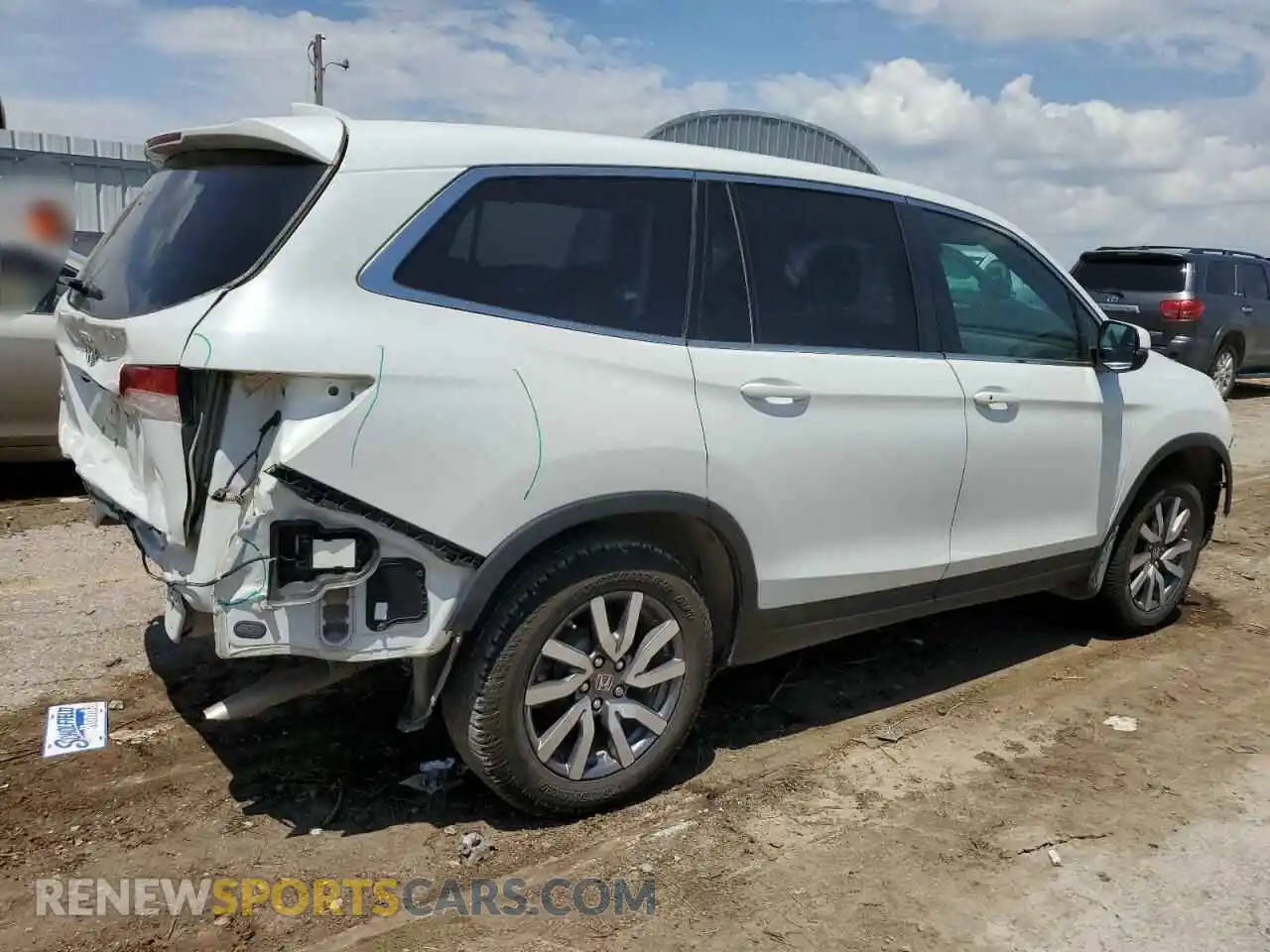 3 fotografías del automóvil dañado 5FNYF5H56MB044056 HONDA PILOT 2021