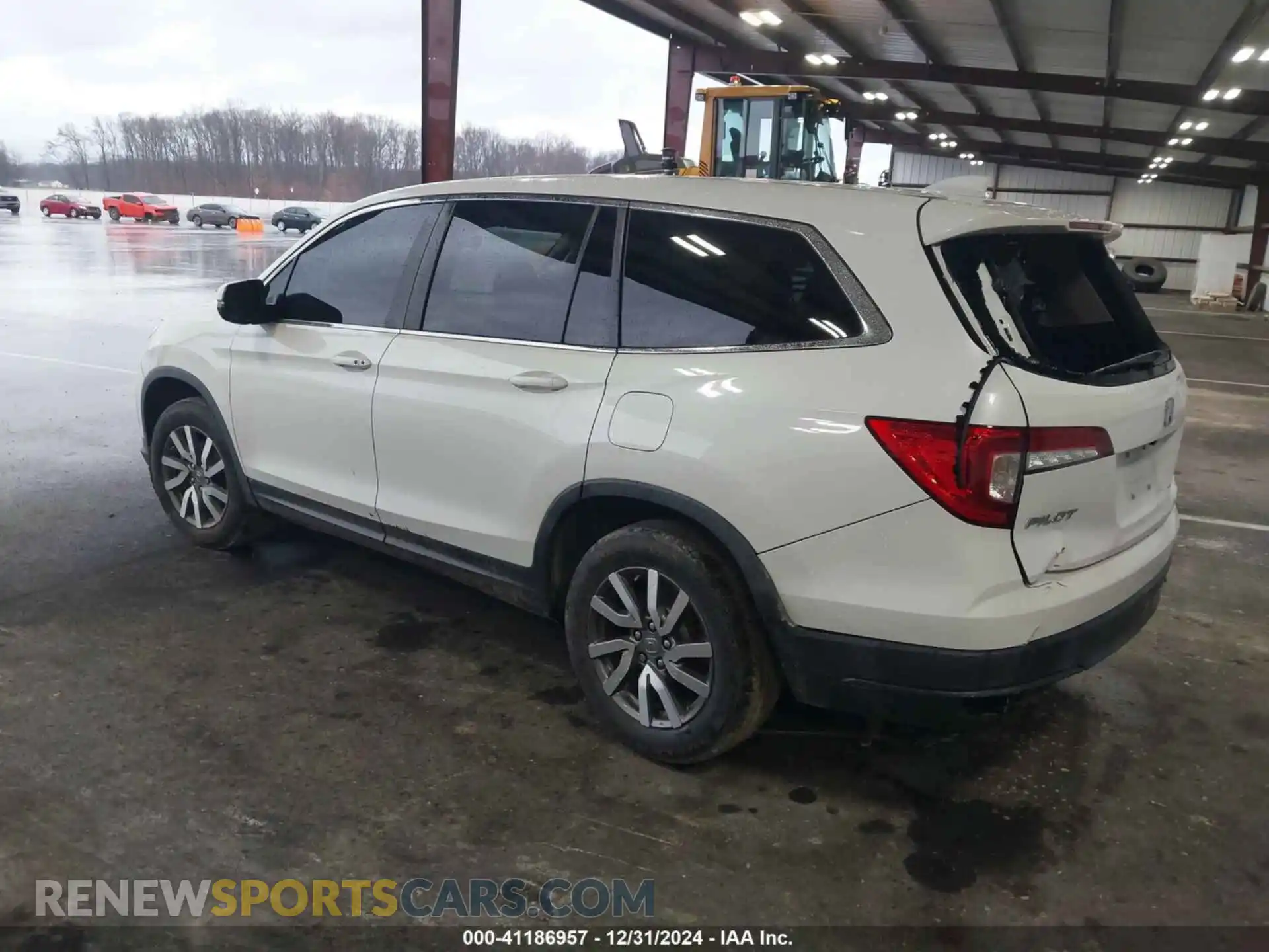 3 Photograph of a damaged car 5FNYF5H57MB022843 HONDA PILOT 2021