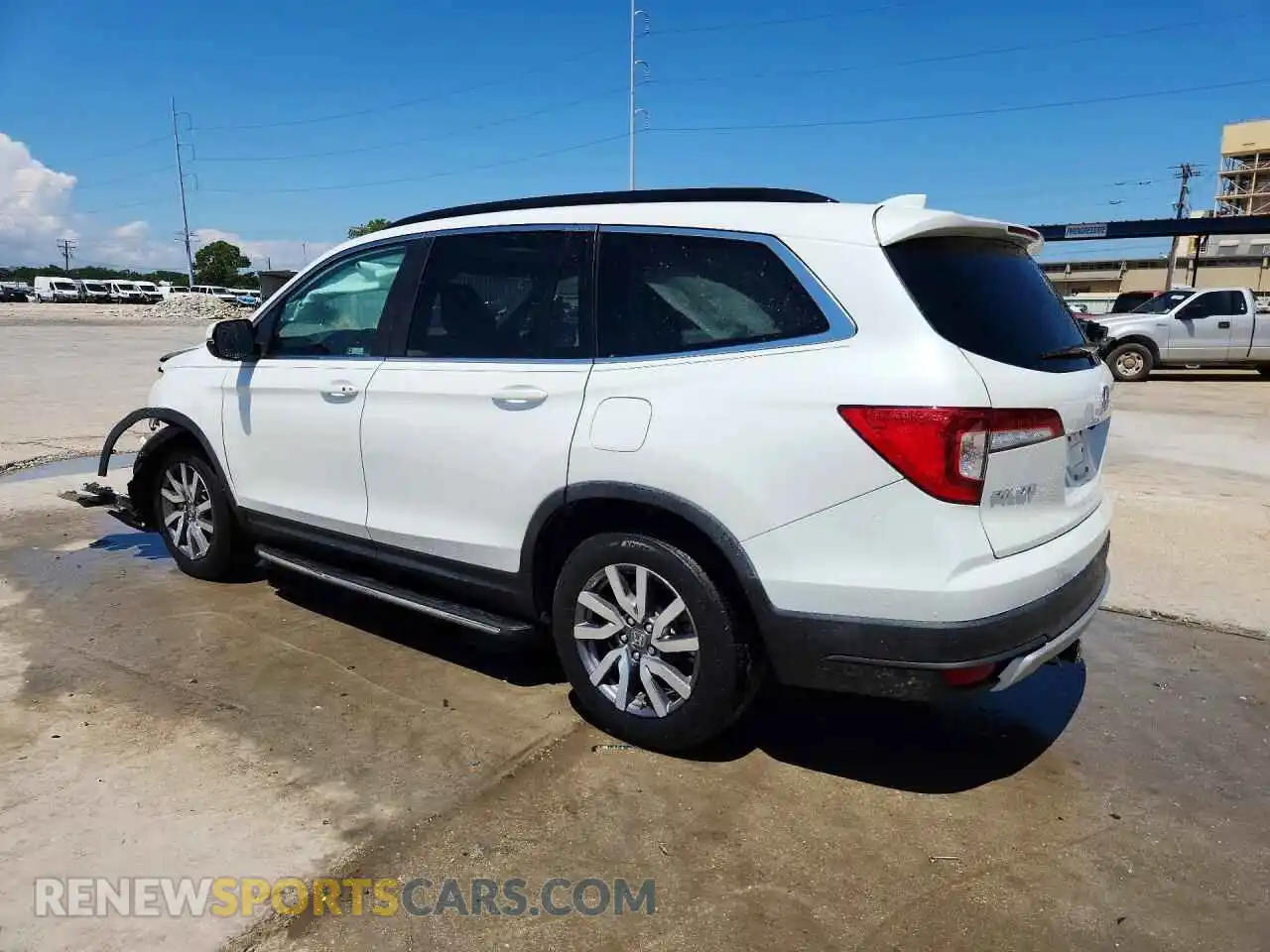 2 fotografías del automóvil dañado 5FNYF5H57MB026875 HONDA PILOT 2021