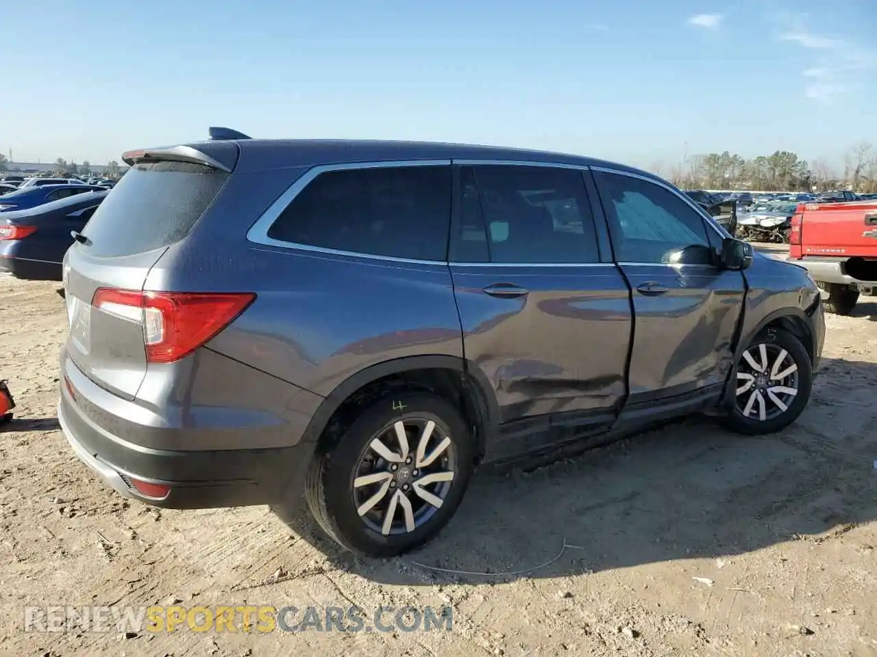 3 Photograph of a damaged car 5FNYF5H58MB001760 HONDA PILOT 2021
