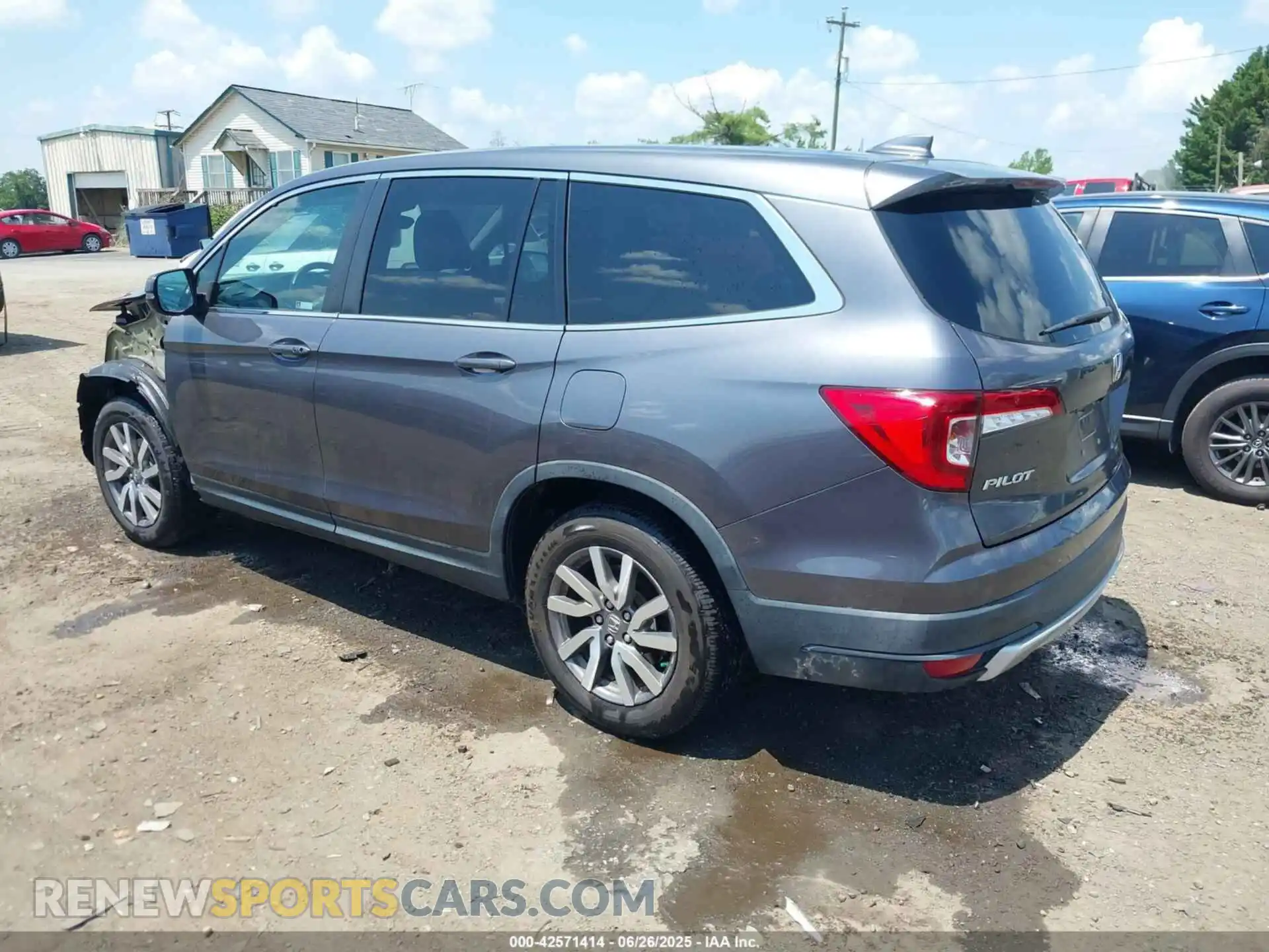 3 Фотография поврежденного автомобиля 5FNYF5H58MB021555 HONDA PILOT 2021