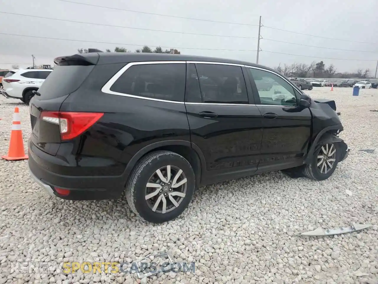 3 Photograph of a damaged car 5FNYF5H58MB047296 HONDA PILOT 2021