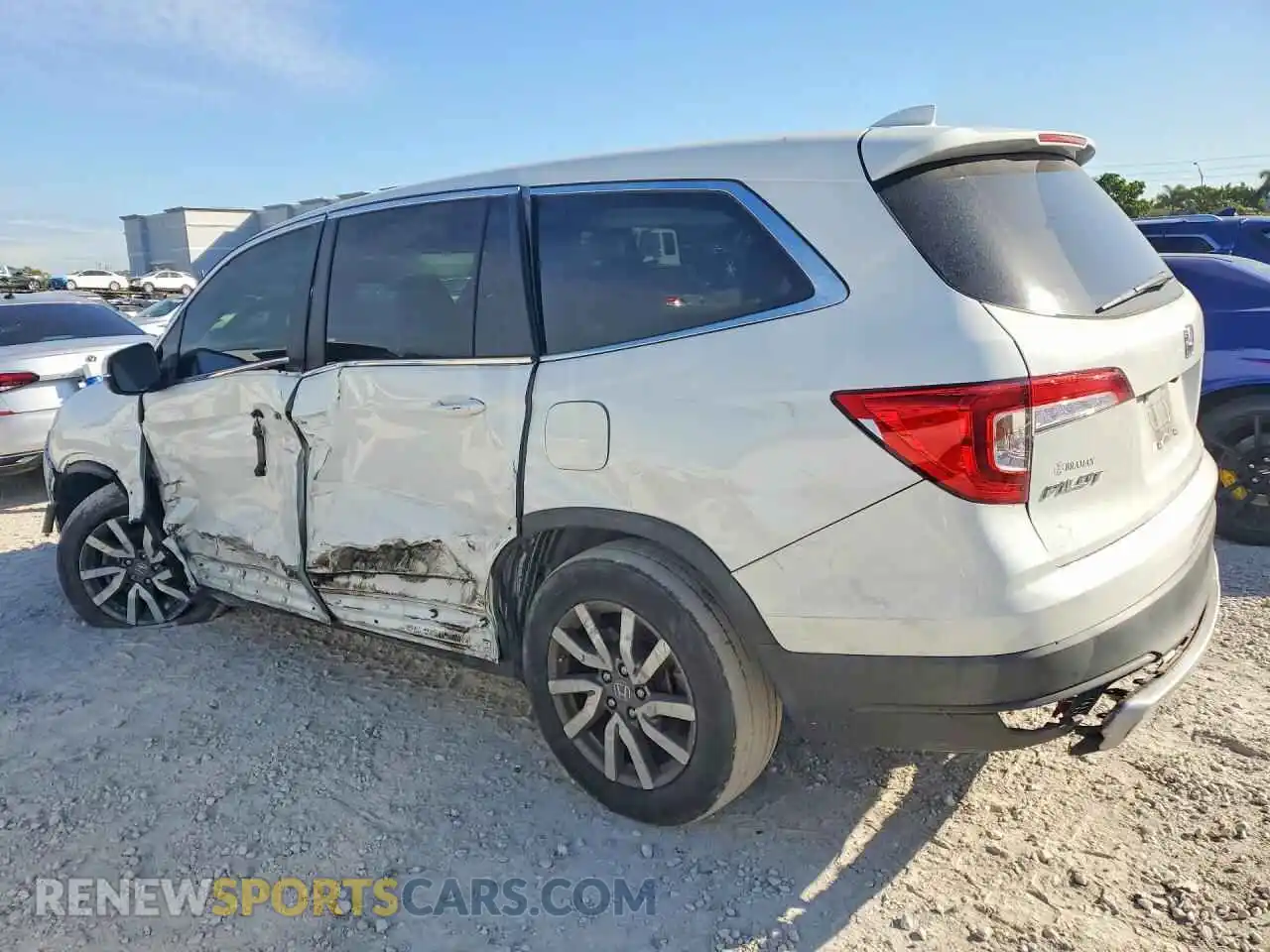 2 fotografías del automóvil dañado 5FNYF5H5XMB021704 HONDA PILOT 2021