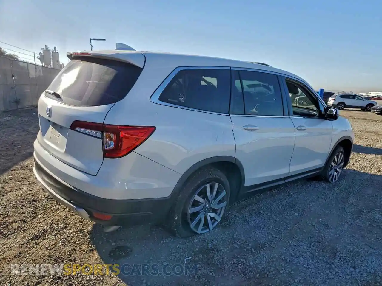 3 Photograph of a damaged car 5FNYF5H5XMB040057 HONDA PILOT 2021
