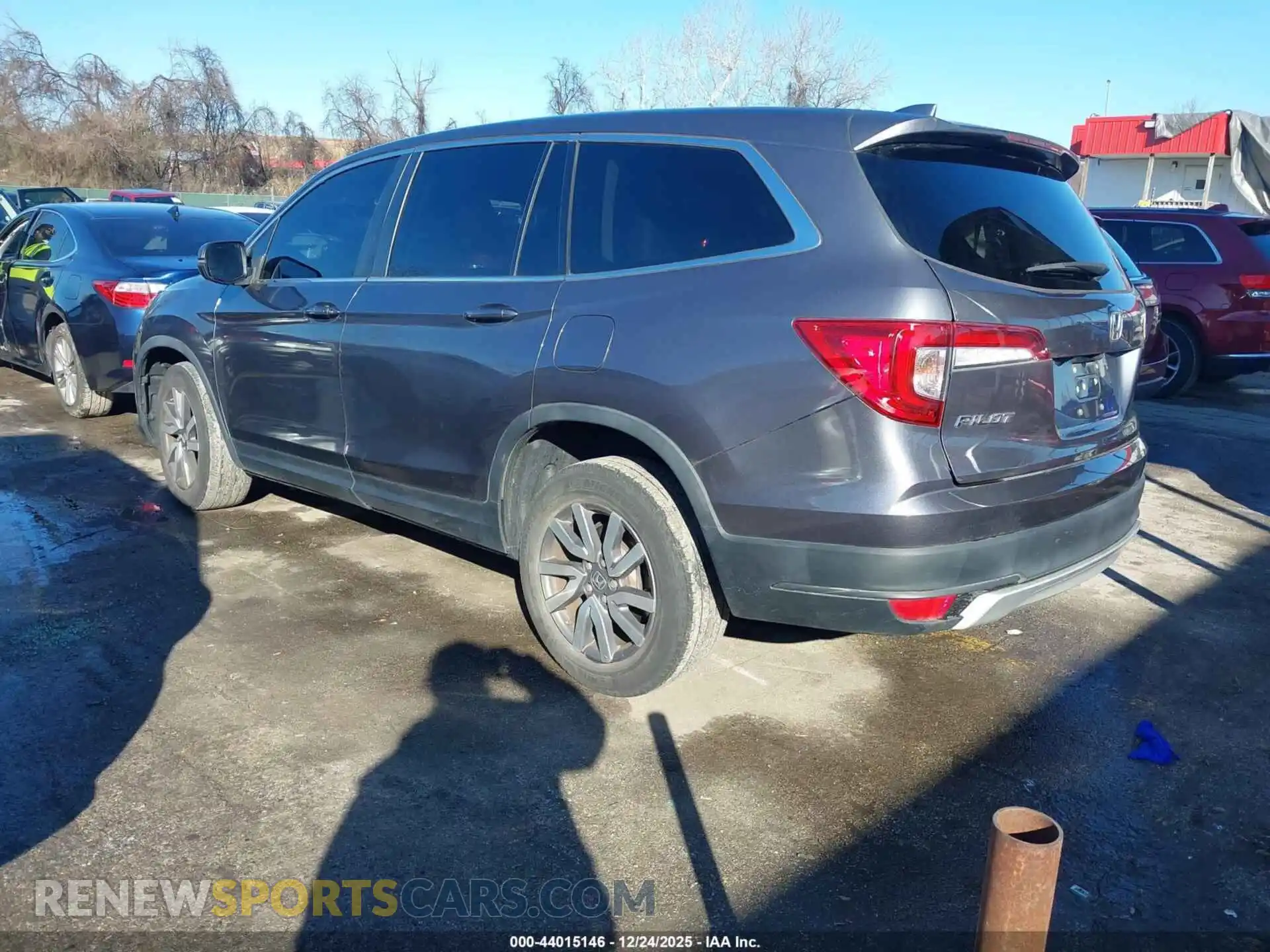 3 Photograph of a damaged car 5FNYF5H5XMB042262 HONDA PILOT 2021