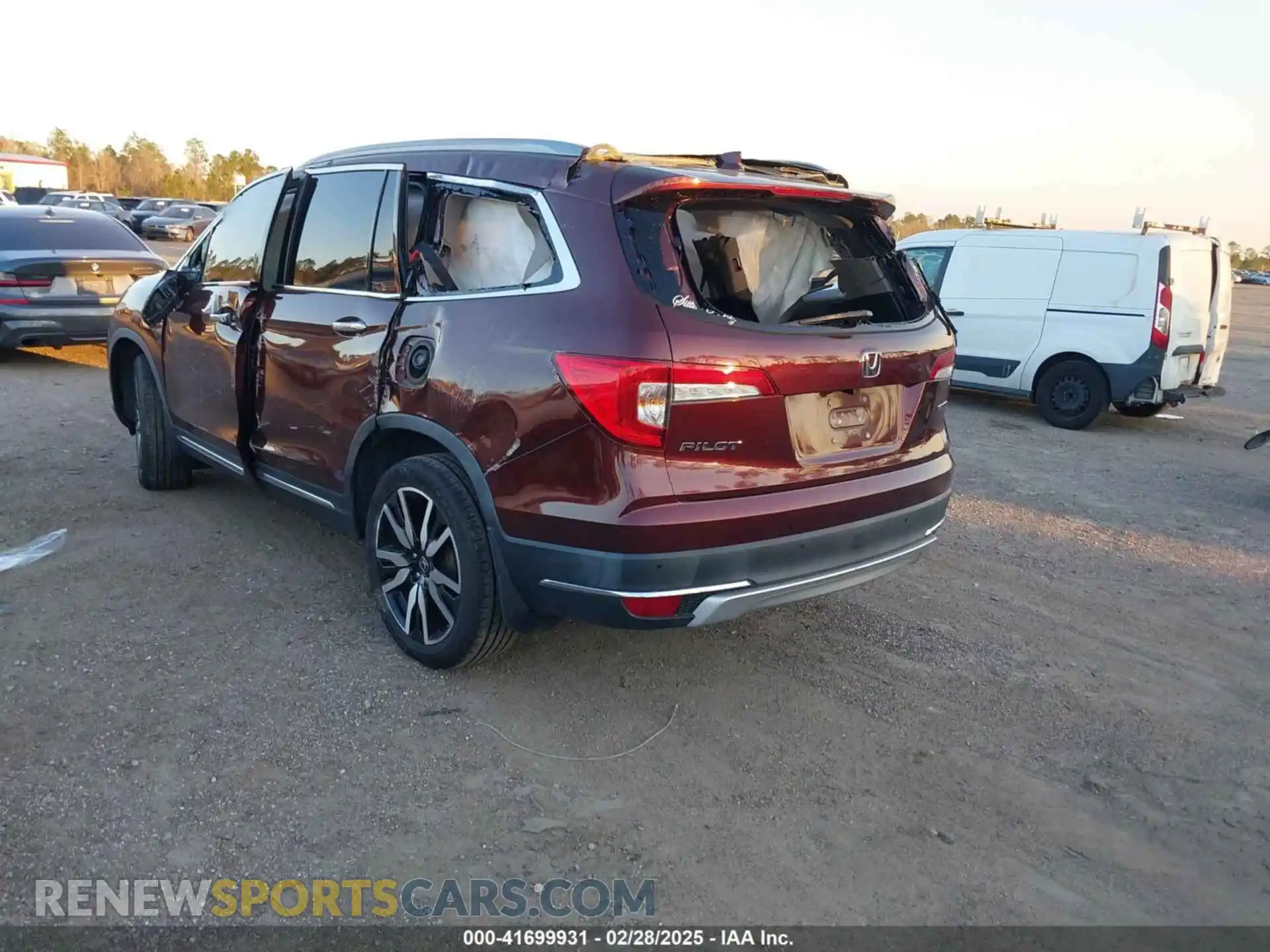 3 Photograph of a damaged car 5FNYF5H64MB014465 HONDA PILOT 2021