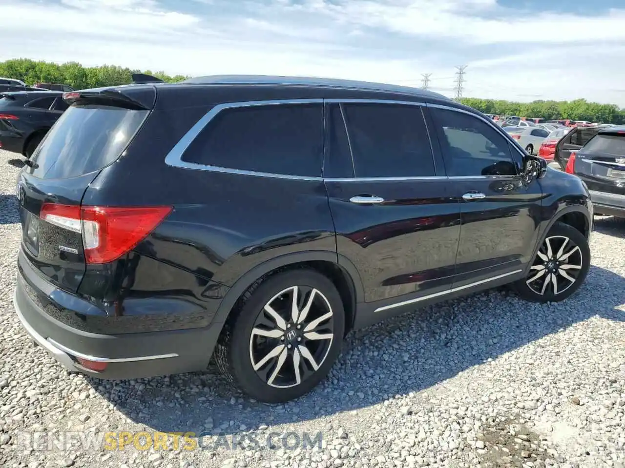 3 Photograph of a damaged car 5FNYF5H93MB009669 HONDA PILOT 2021