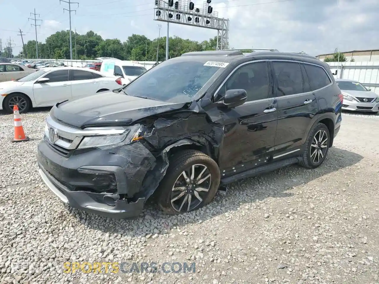1 Photograph of a damaged car 5FNYF5H96MB039975 HONDA PILOT 2021