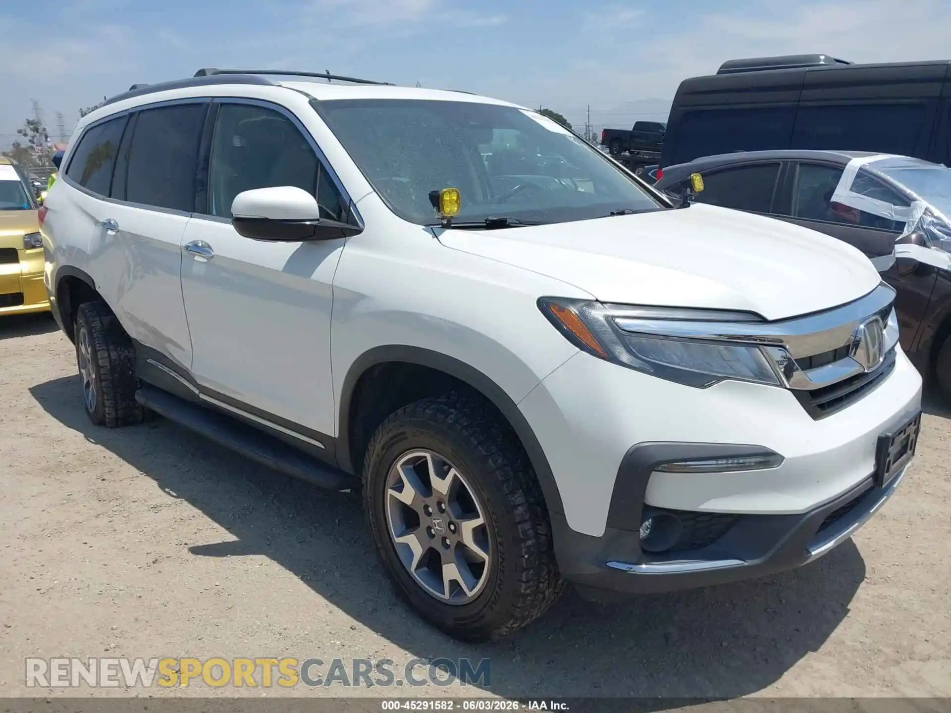 1 Photograph of a damaged car 5FNYF6H00MB078102 HONDA PILOT 2021