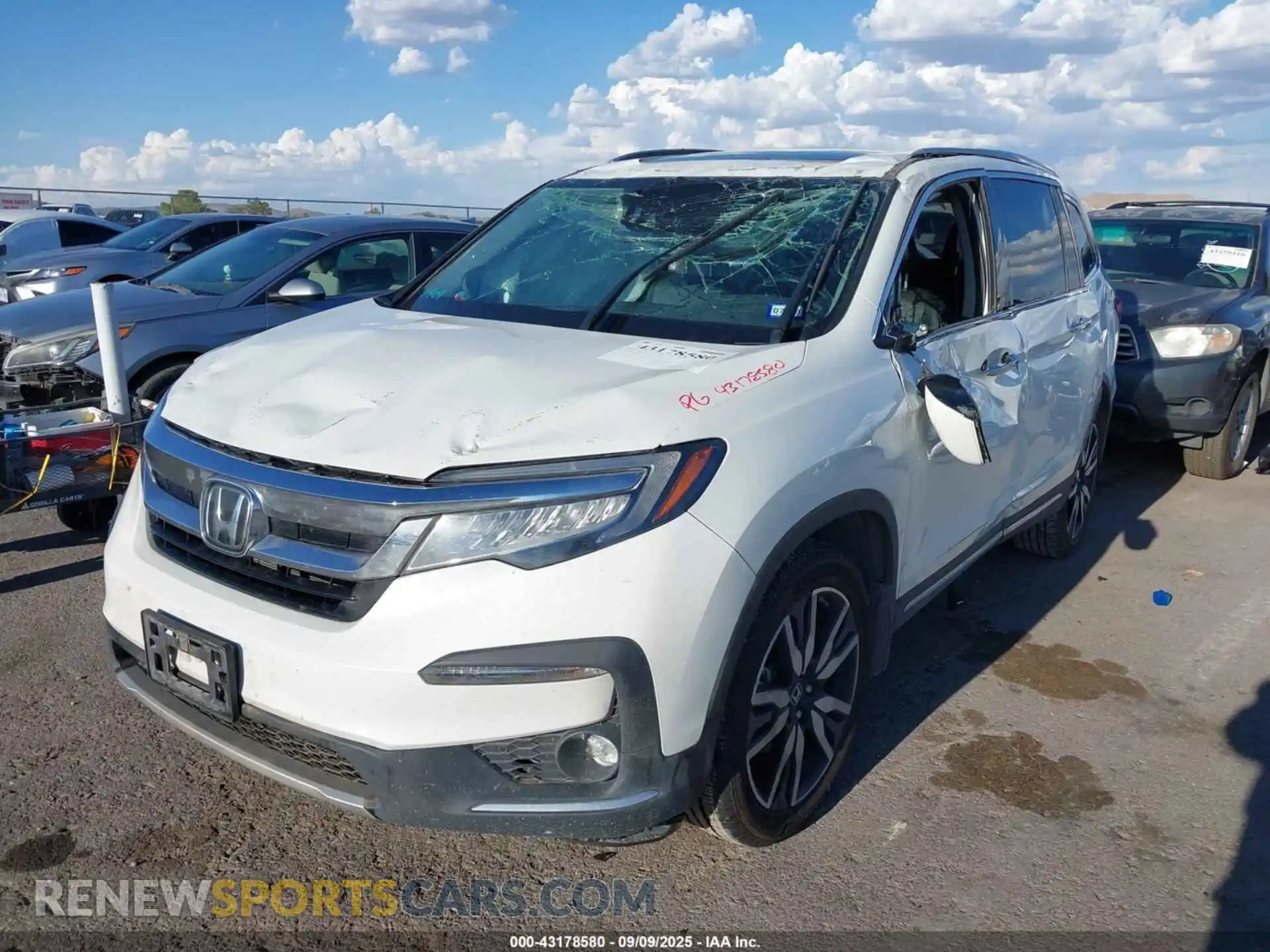 2 Photograph of a damaged car 5FNYF6H00MB095515 HONDA PILOT 2021