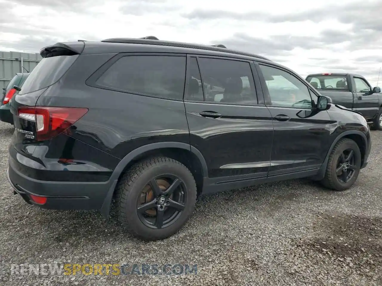 3 Photograph of a damaged car 5FNYF6H09MB504286 HONDA PILOT 2021