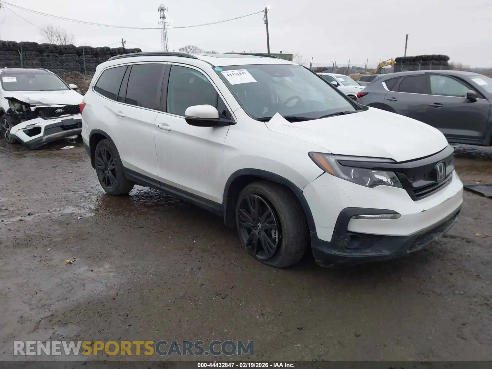 1 Photograph of a damaged car 5FNYF6H20MB023912 HONDA PILOT 2021