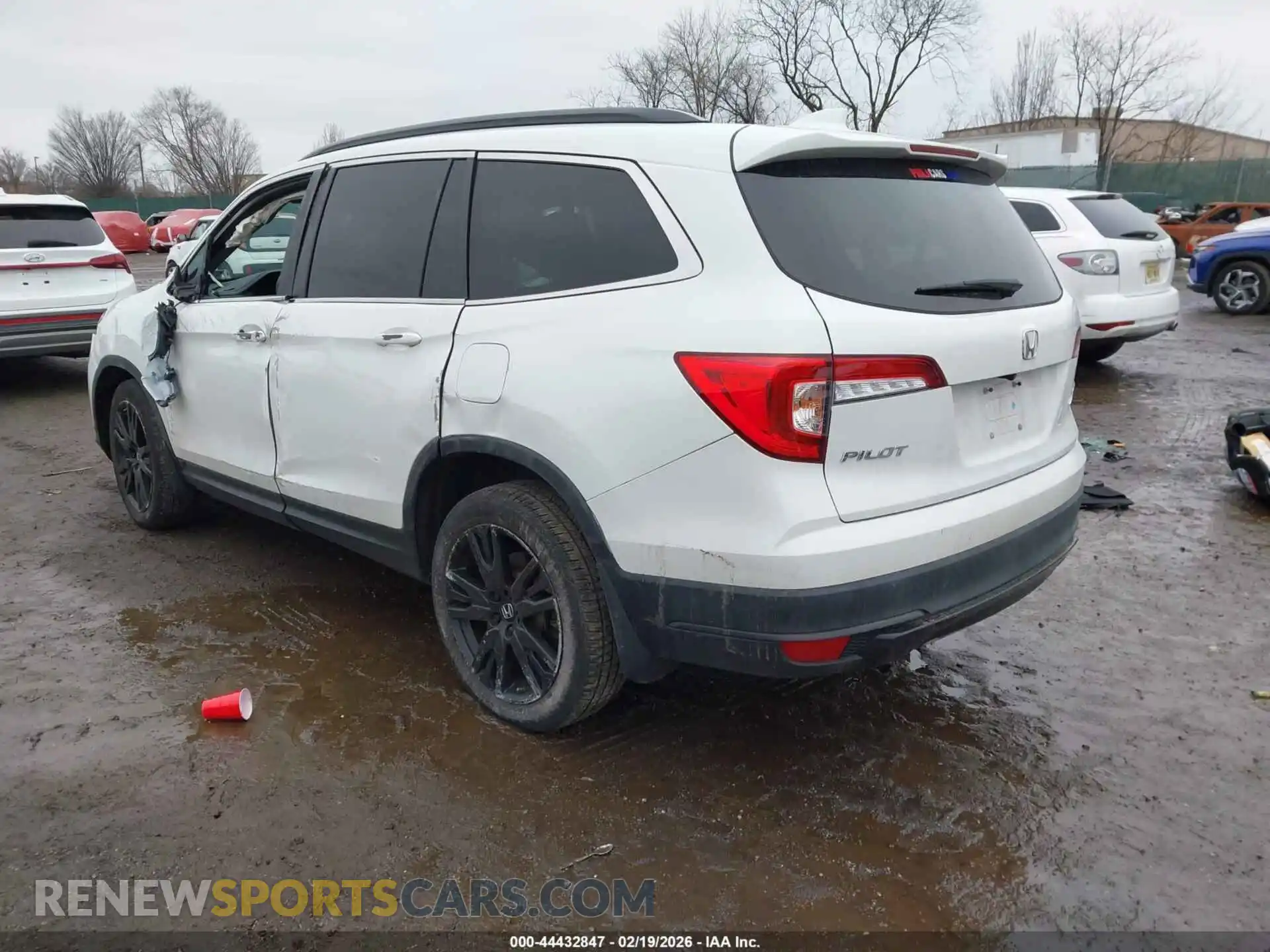 3 Photograph of a damaged car 5FNYF6H20MB023912 HONDA PILOT 2021