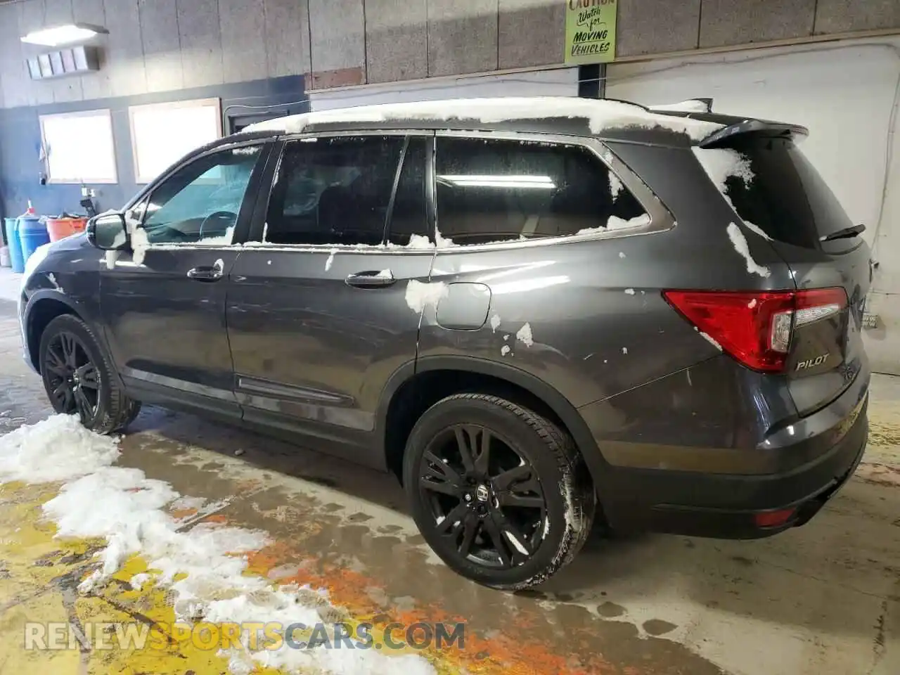 2 Photograph of a damaged car 5FNYF6H20MB033839 HONDA PILOT 2021
