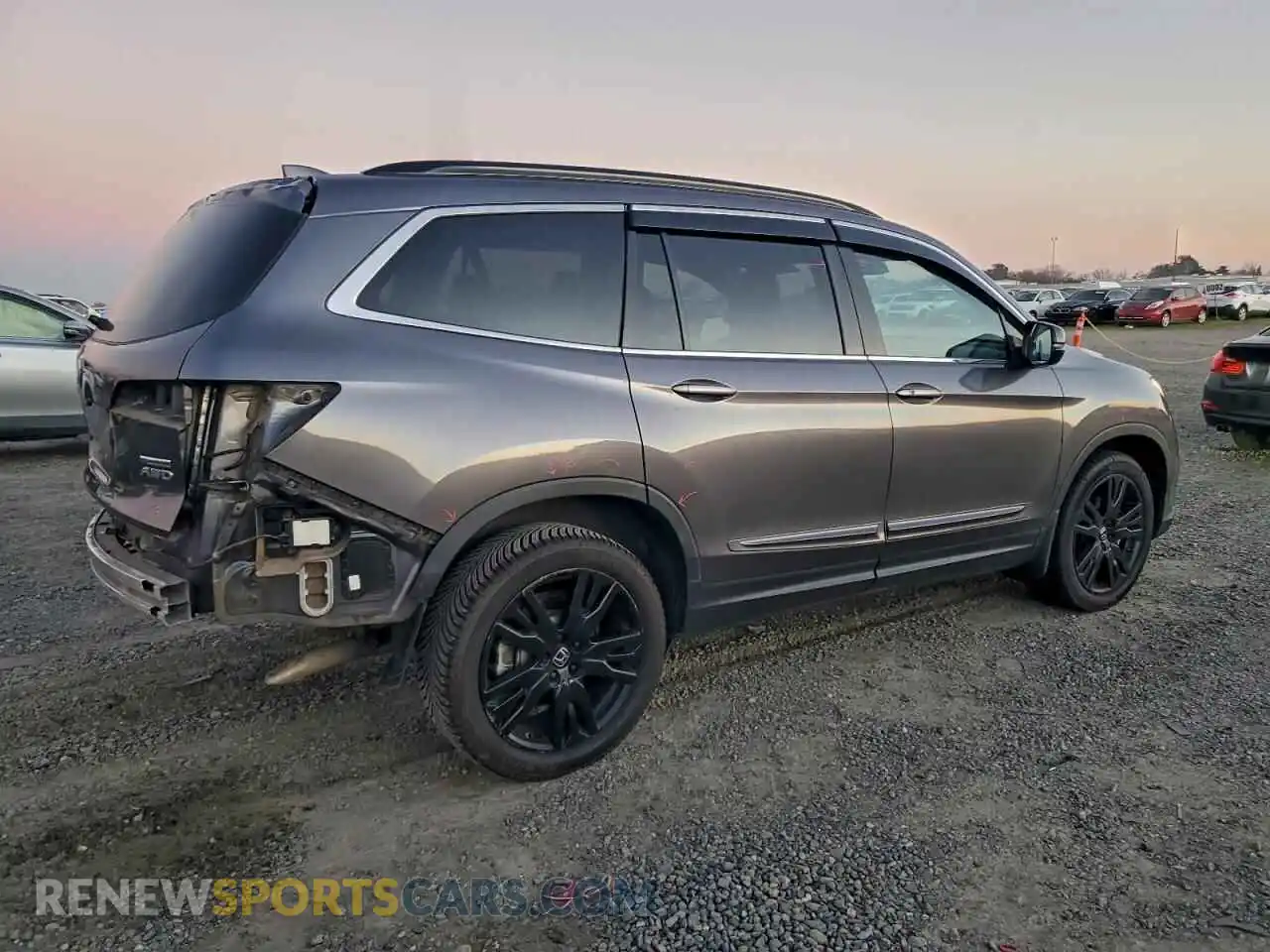 3 Photograph of a damaged car 5FNYF6H23MB033883 HONDA PILOT 2021