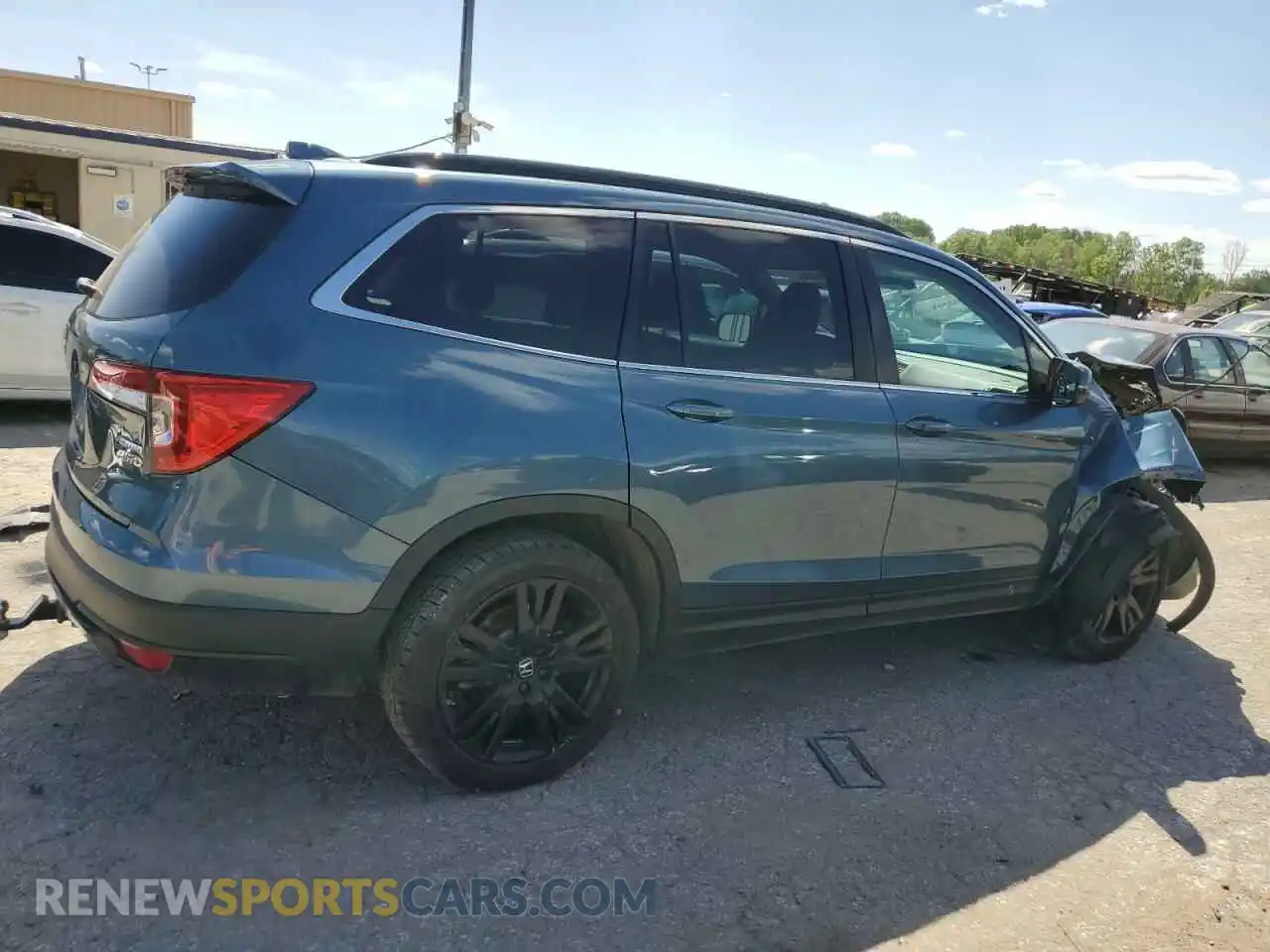 3 Photograph of a damaged car 5FNYF6H25MB010685 HONDA PILOT 2021
