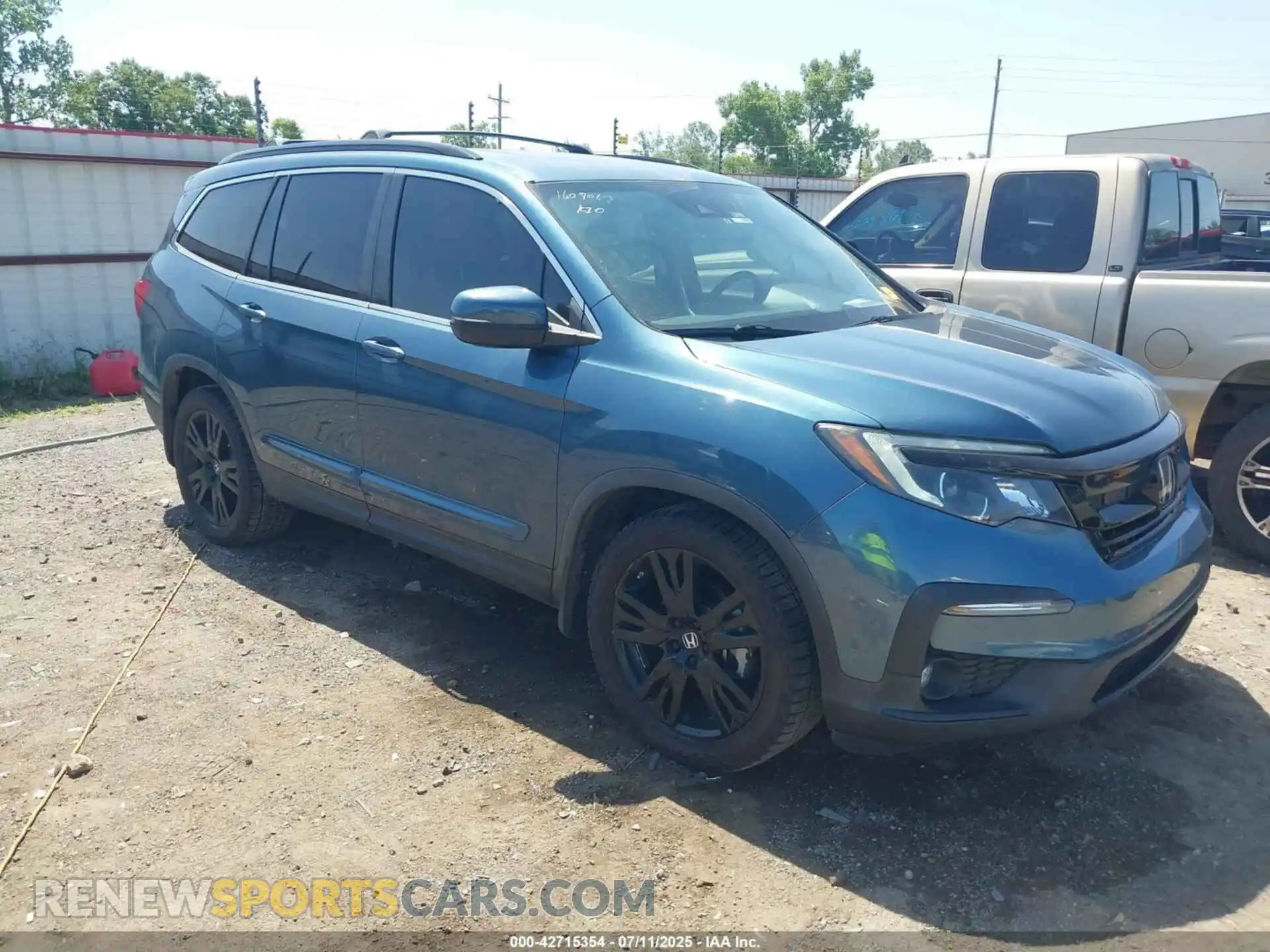1 Photograph of a damaged car 5FNYF6H26MB008797 HONDA PILOT 2021