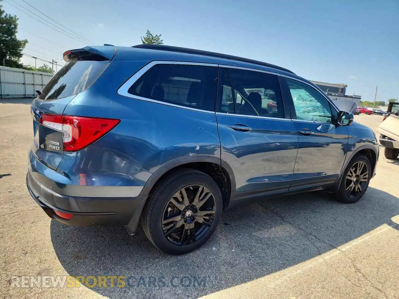 3 Фотография поврежденного автомобиля 5FNYF6H26MB034784 HONDA PILOT 2021