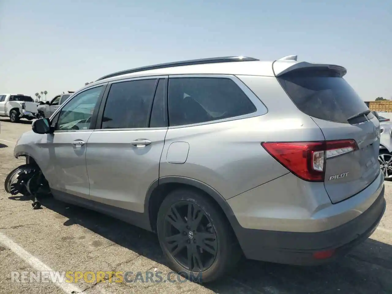 2 Photograph of a damaged car 5FNYF6H26MB077795 HONDA PILOT 2021