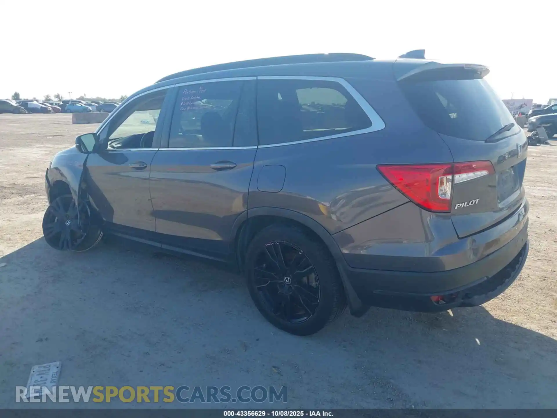 3 Photograph of a damaged car 5FNYF6H27MB020845 HONDA PILOT 2021