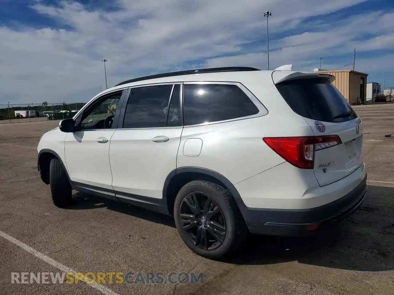 2 Photograph of a damaged car 5FNYF6H28MB002547 HONDA PILOT 2021