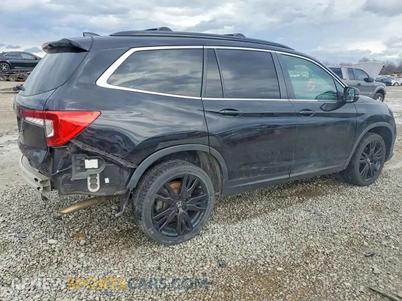 3 Photograph of a damaged car 5FNYF6H28MB026671 HONDA PILOT 2021