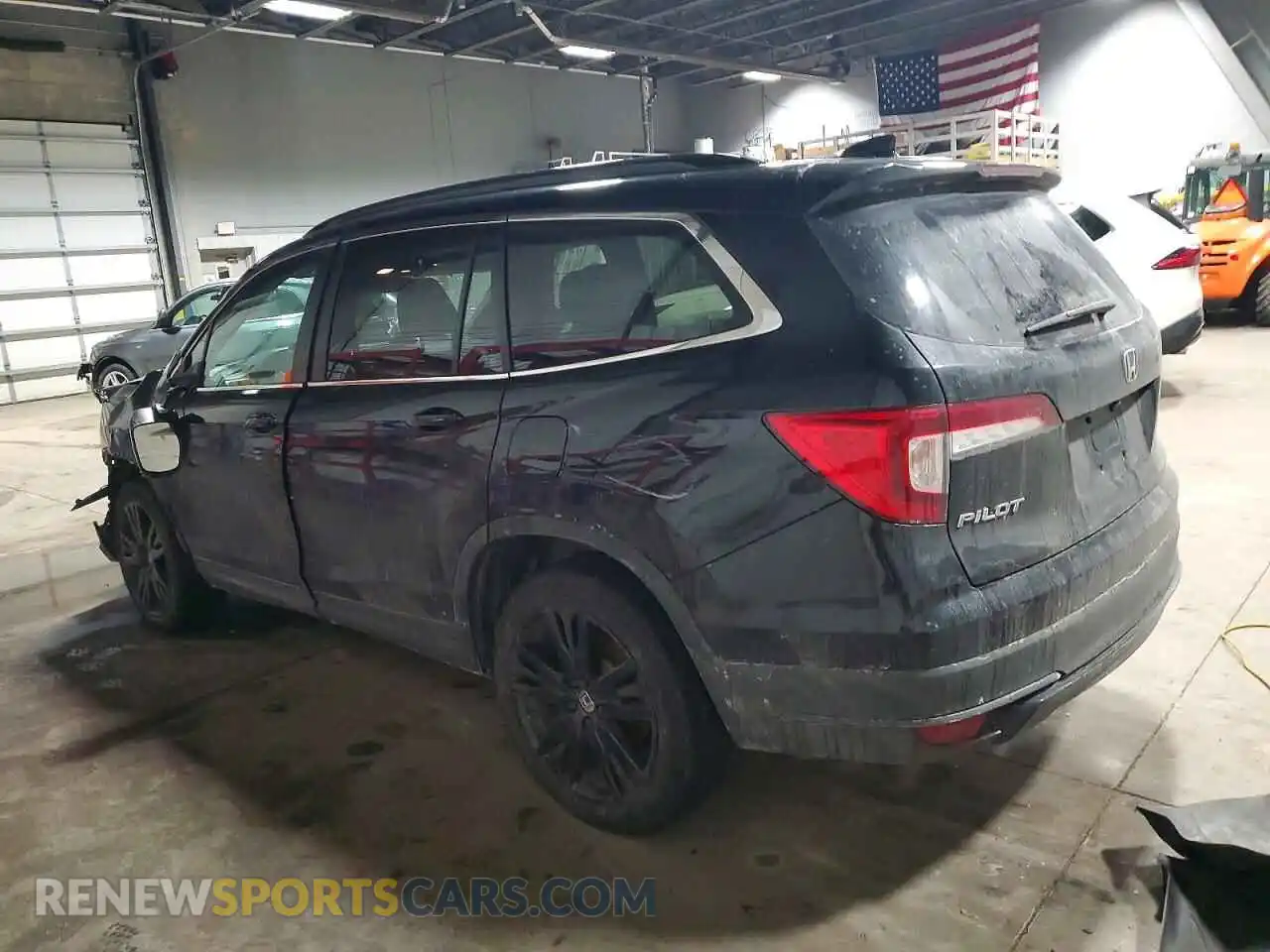 2 Photograph of a damaged car 5FNYF6H28MB101112 HONDA PILOT 2021