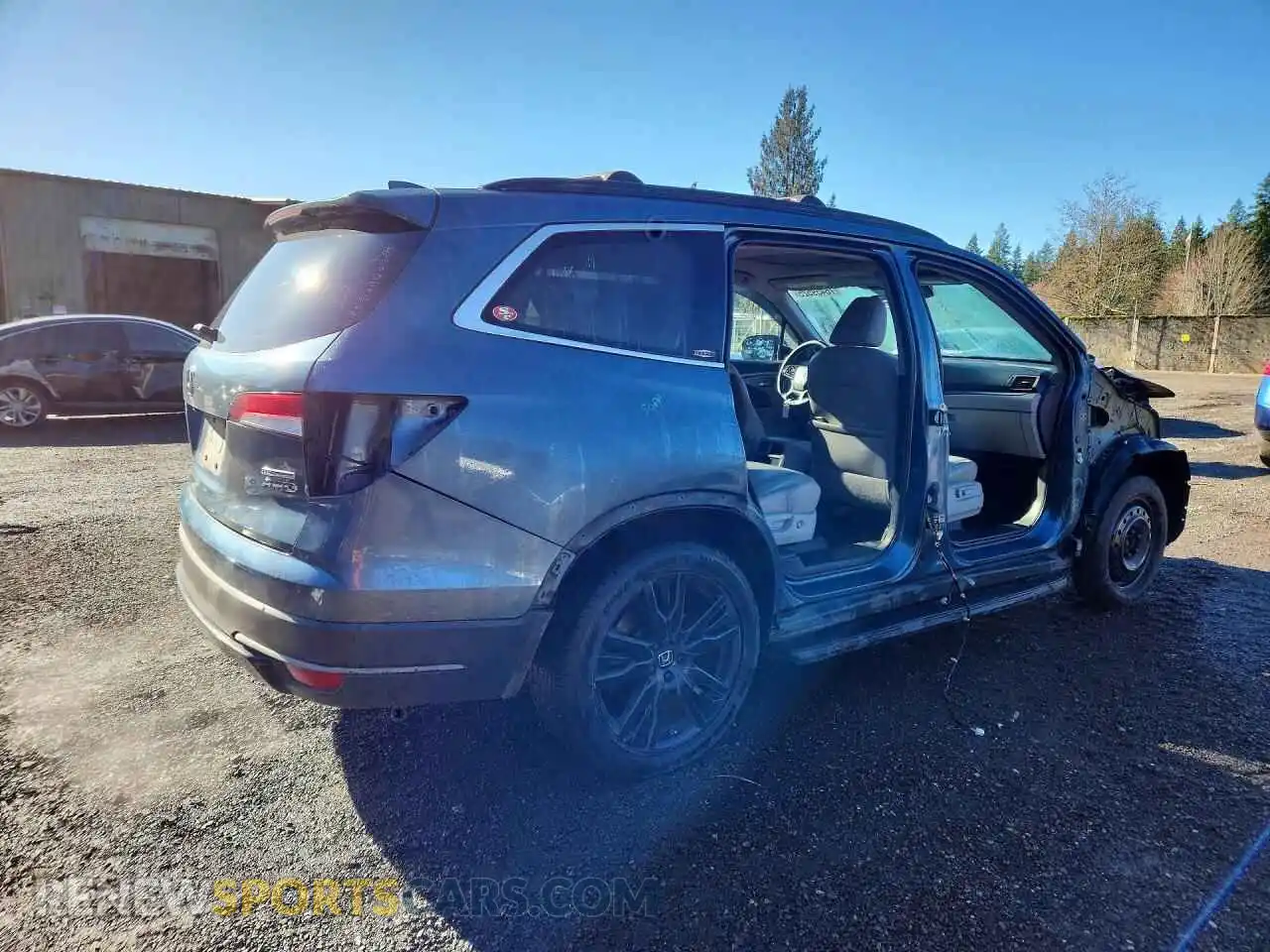 3 Photograph of a damaged car 5FNYF6H29MB026954 HONDA PILOT 2021