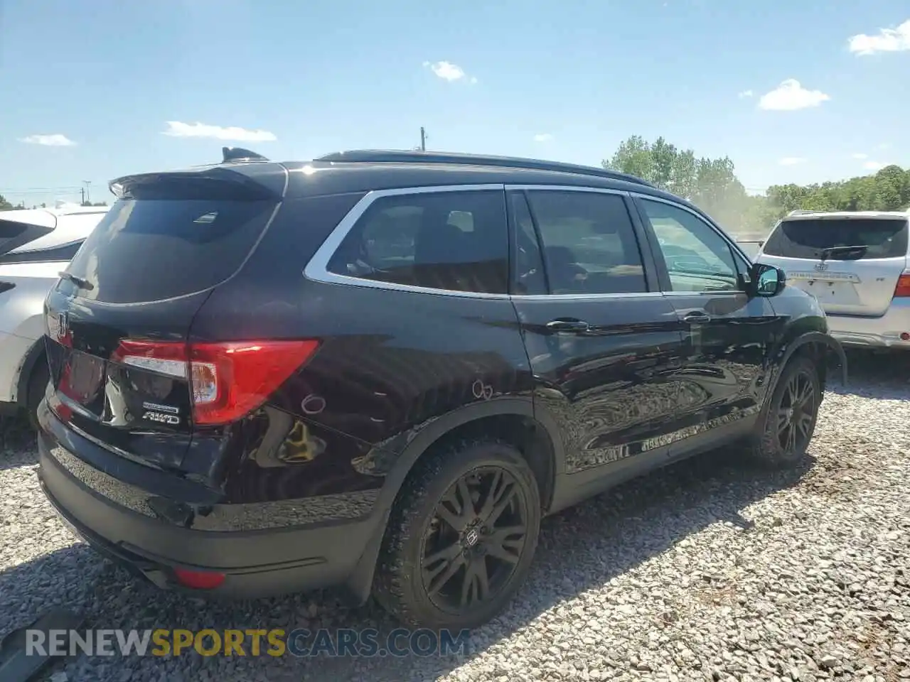 3 Photograph of a damaged car 5FNYF6H29MB063521 HONDA PILOT 2021