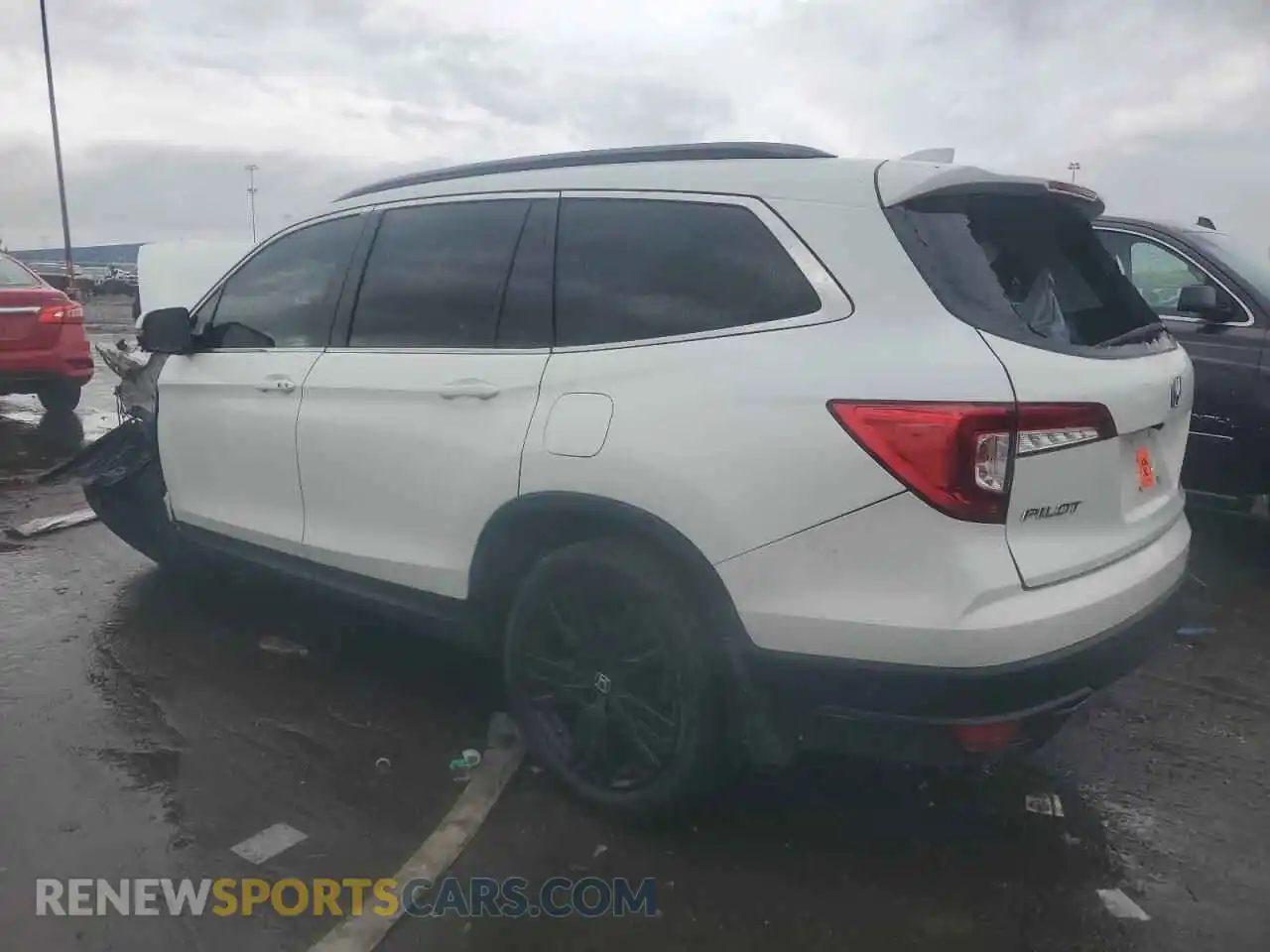 2 Photograph of a damaged car 5FNYF6H29MB092713 HONDA PILOT 2021