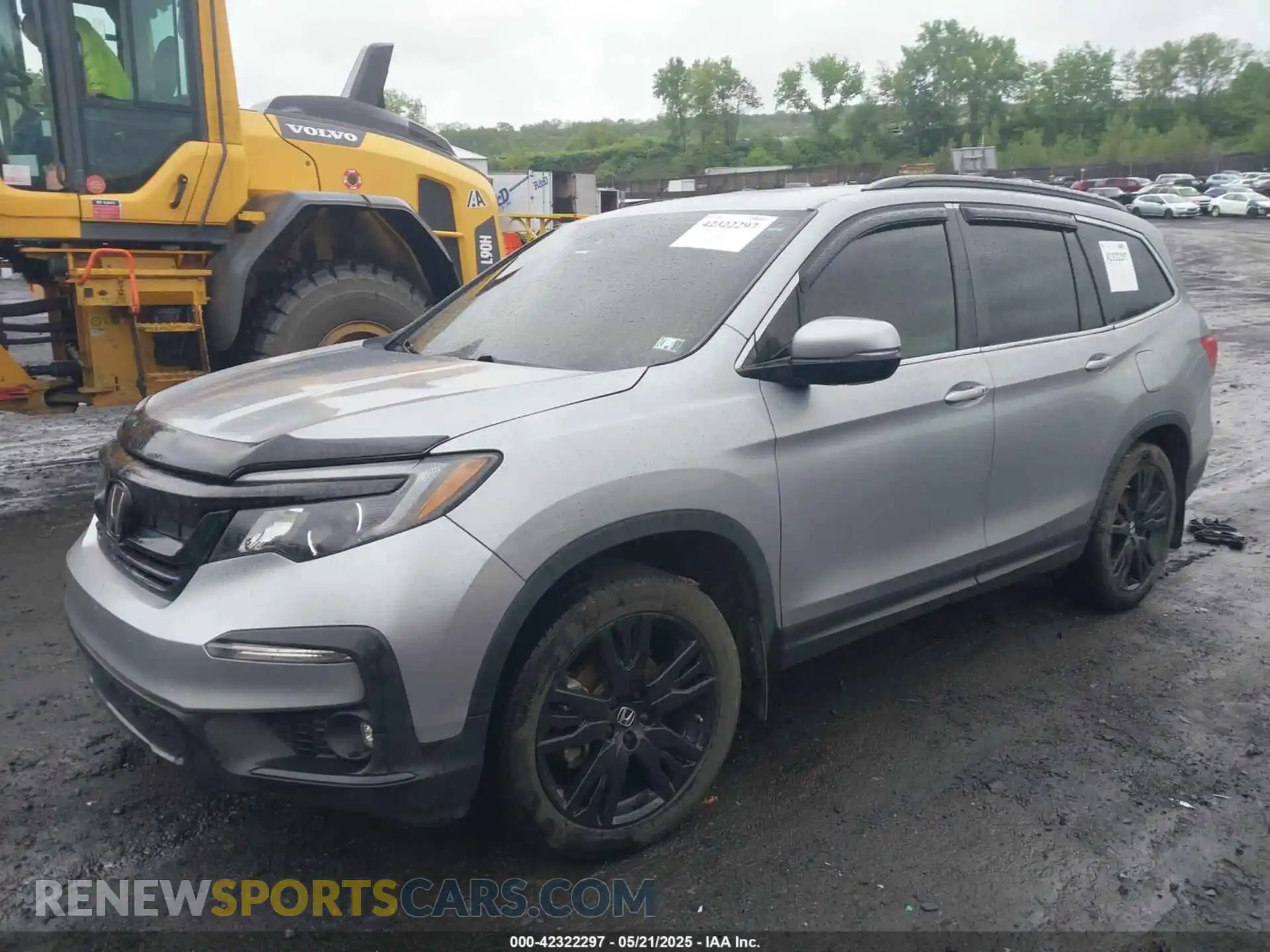 2 Photograph of a damaged car 5FNYF6H29MB098592 HONDA PILOT 2021
