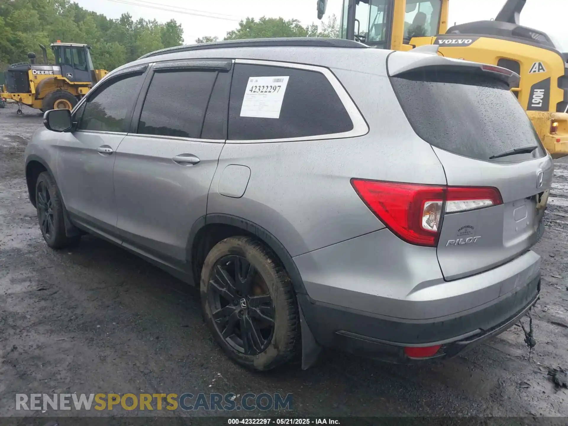 3 Photograph of a damaged car 5FNYF6H29MB098592 HONDA PILOT 2021