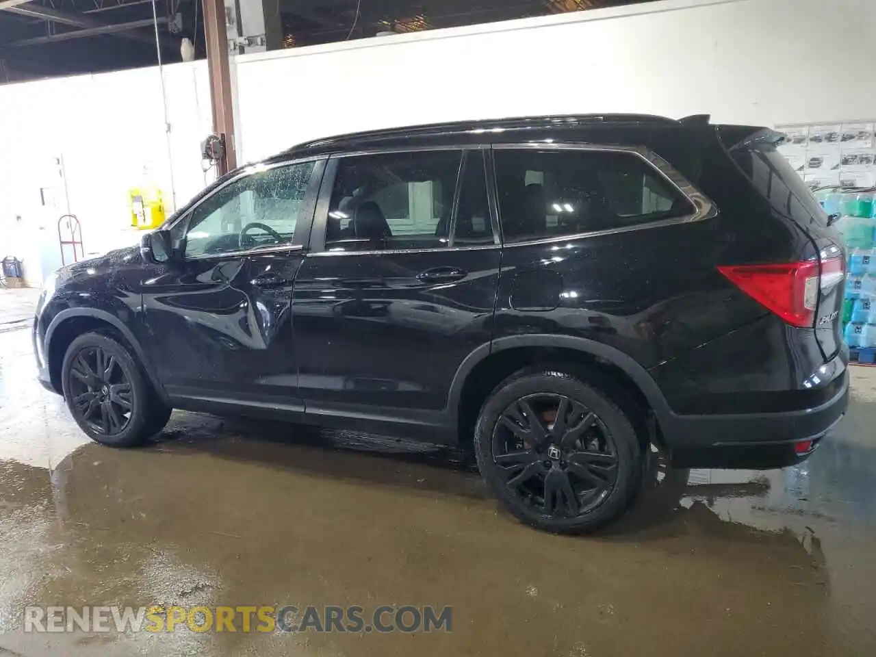 2 Photograph of a damaged car 5FNYF6H2XMB053306 HONDA PILOT 2021