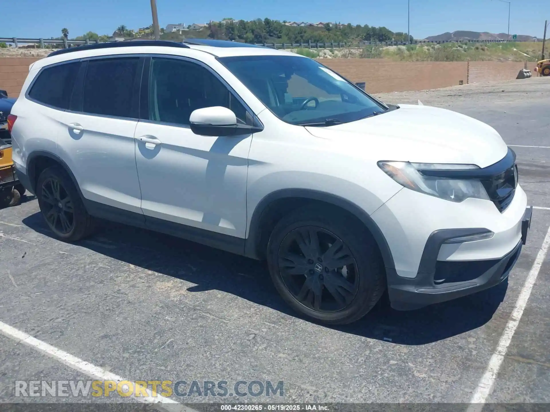 1 Photograph of a damaged car 5FNYF6H2XMB098150 HONDA PILOT 2021