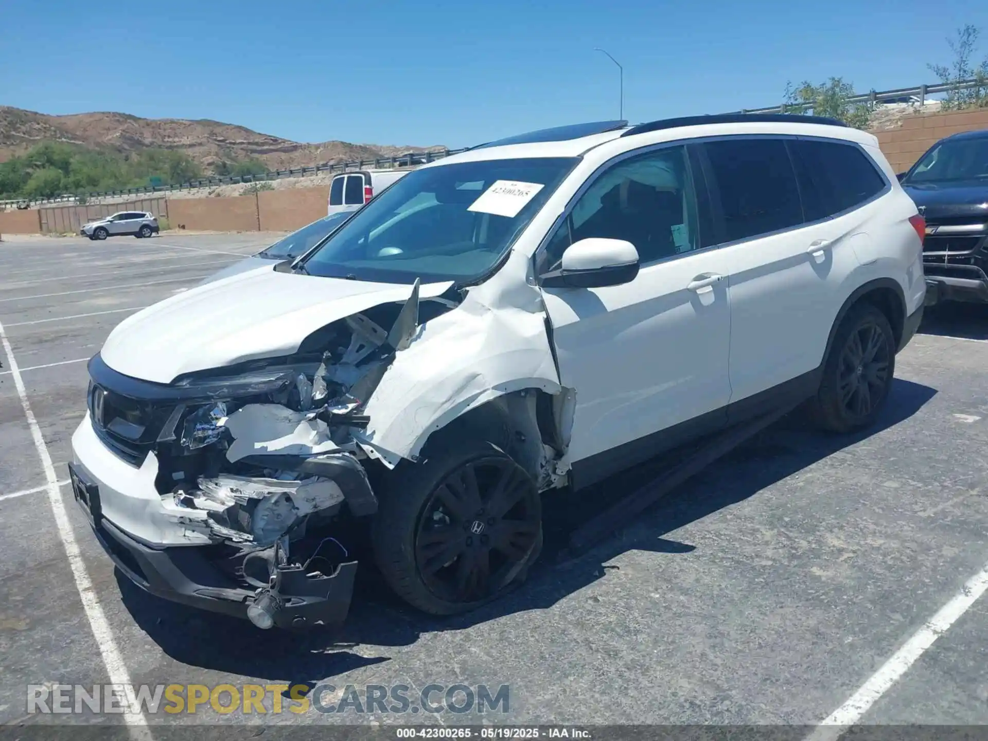 2 Photograph of a damaged car 5FNYF6H2XMB098150 HONDA PILOT 2021