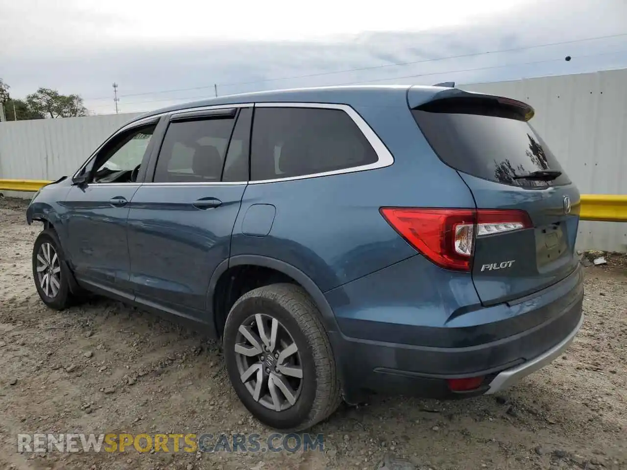 2 Photograph of a damaged car 5FNYF6H34MB011769 HONDA PILOT 2021