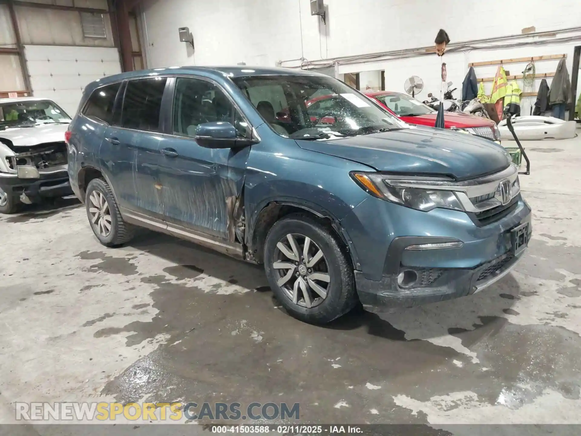 1 Photograph of a damaged car 5FNYF6H34MB078825 HONDA PILOT 2021