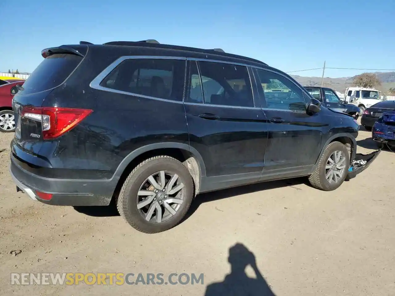 3 Photograph of a damaged car 5FNYF6H51MB039353 HONDA PILOT 2021