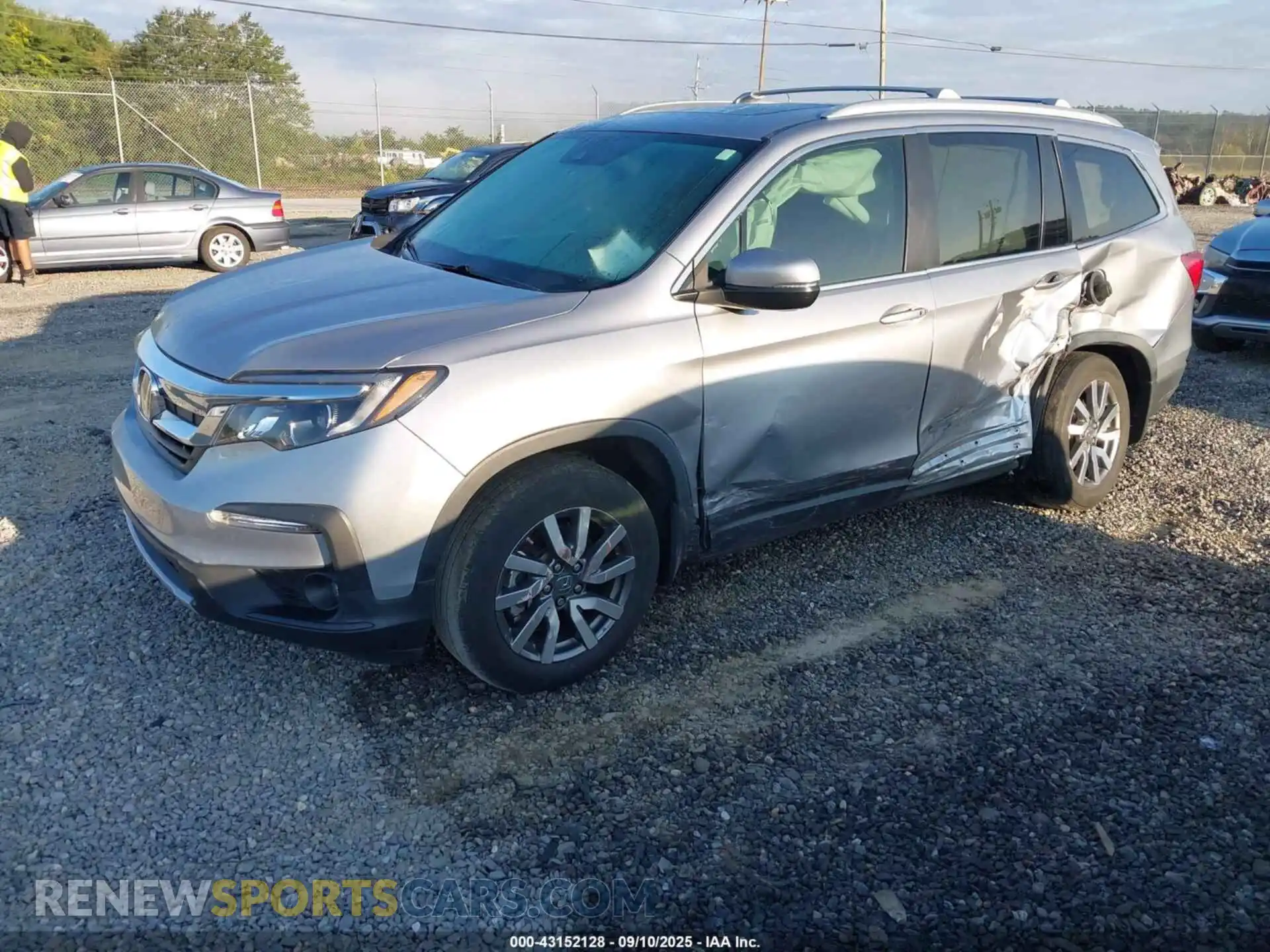 2 Photograph of a damaged car 5FNYF6H51MB062616 HONDA PILOT 2021