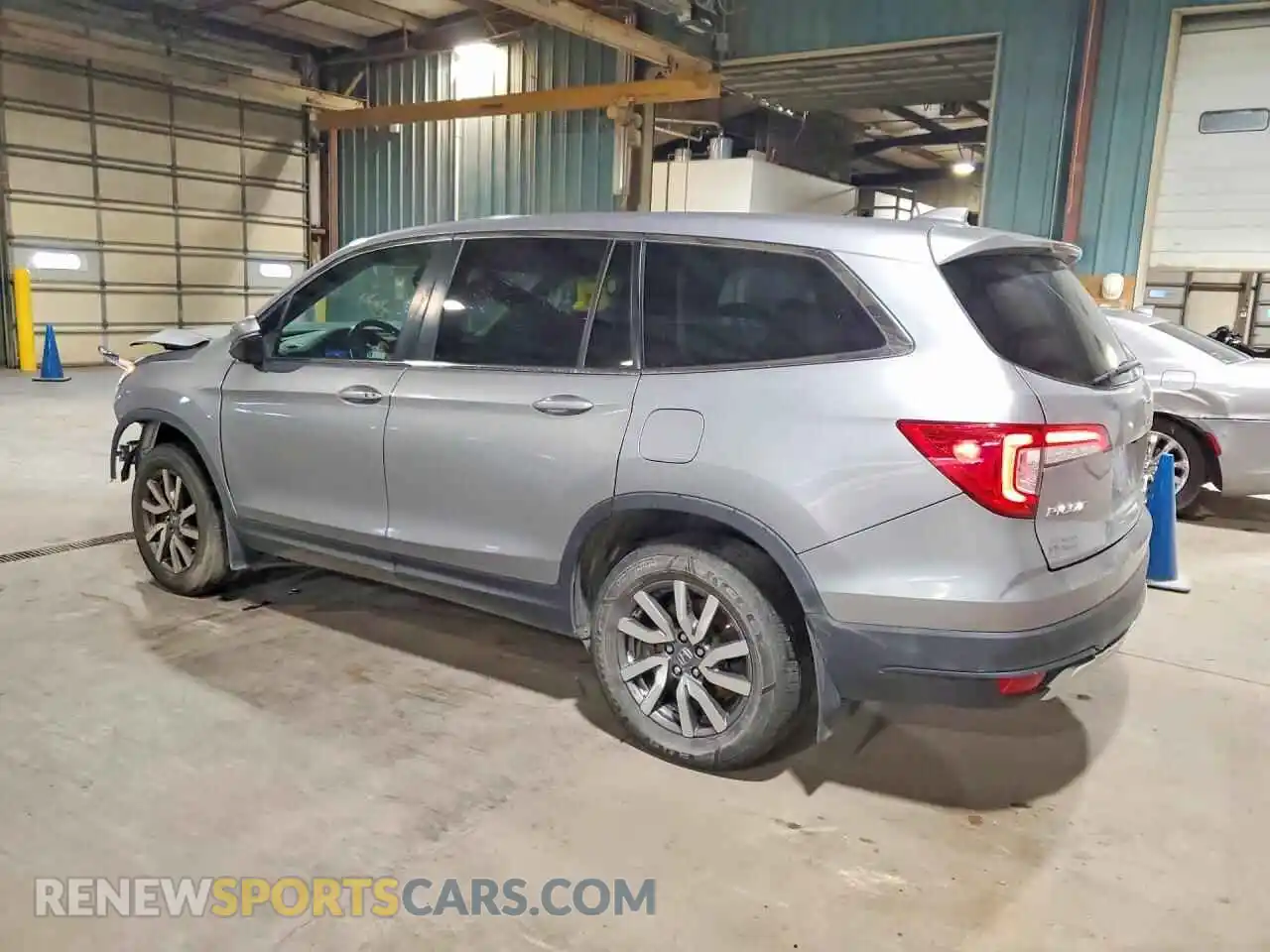 2 Photograph of a damaged car 5FNYF6H52MB022741 HONDA PILOT 2021