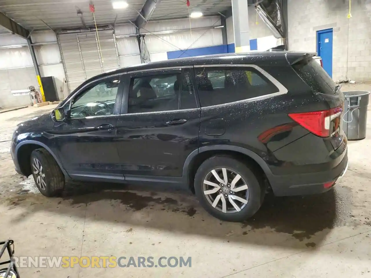 2 Photograph of a damaged car 5FNYF6H52MB039359 HONDA PILOT 2021
