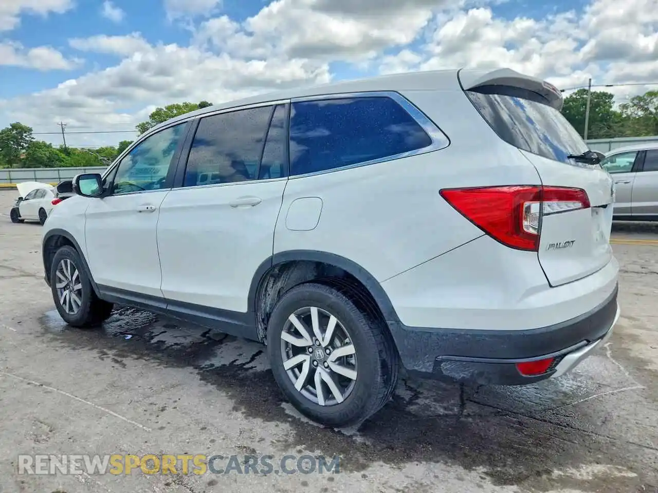 2 Photograph of a damaged car 5FNYF6H53MB098310 HONDA PILOT 2021
