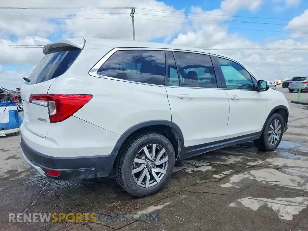 3 Photograph of a damaged car 5FNYF6H53MB098310 HONDA PILOT 2021