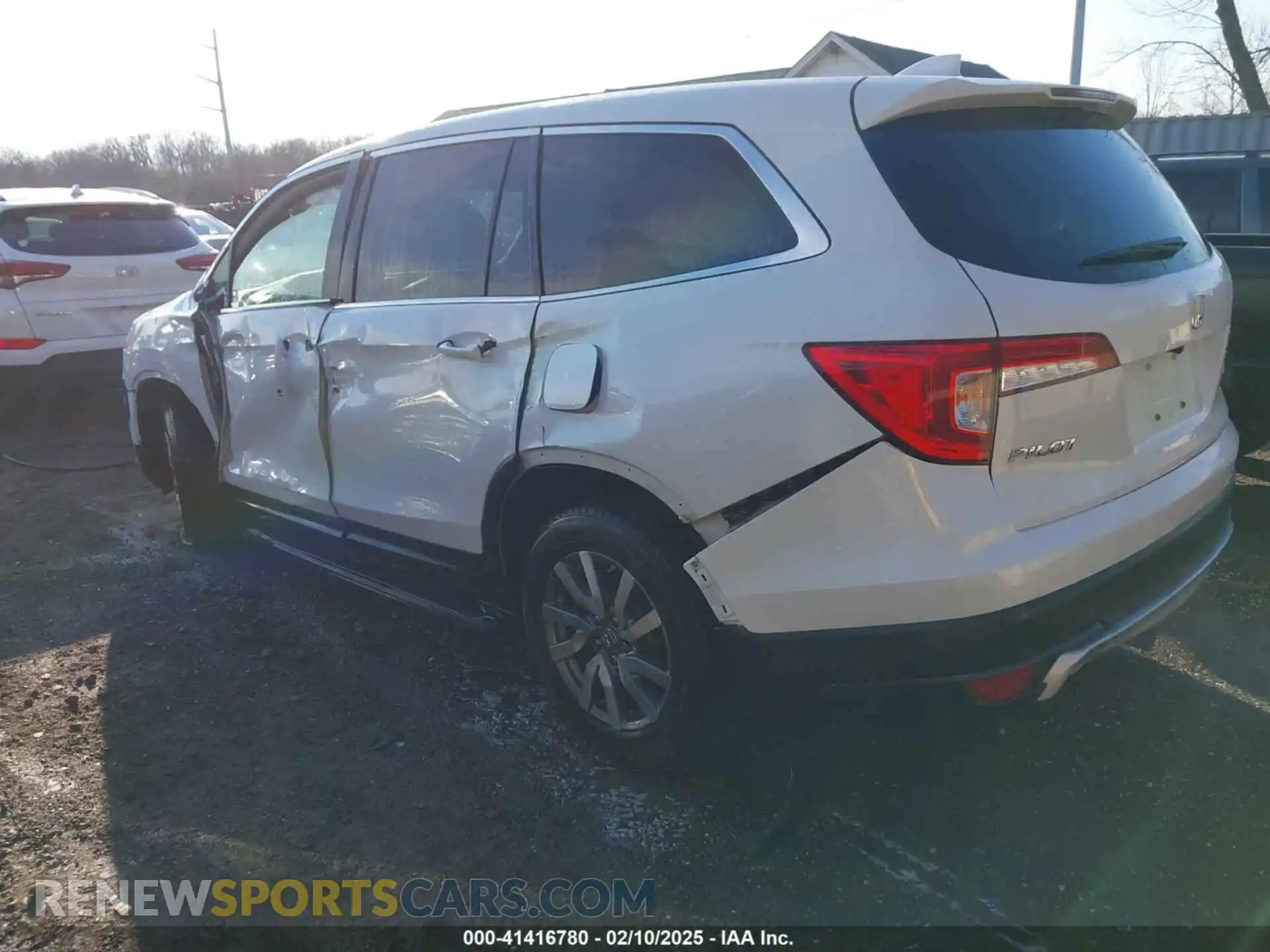 3 Photograph of a damaged car 5FNYF6H54MB020232 HONDA PILOT 2021