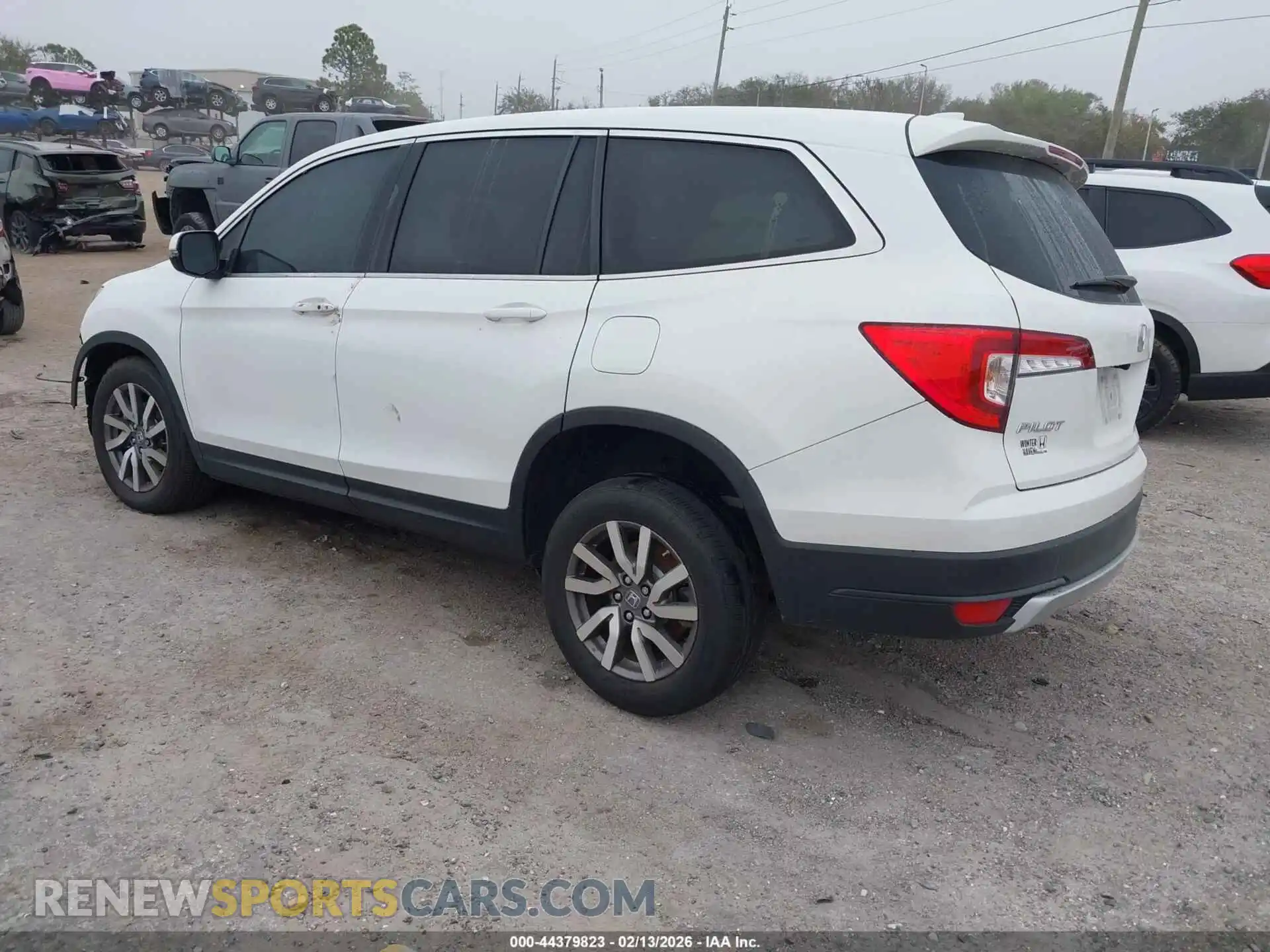 3 Photograph of a damaged car 5FNYF6H54MB056521 HONDA PILOT 2021