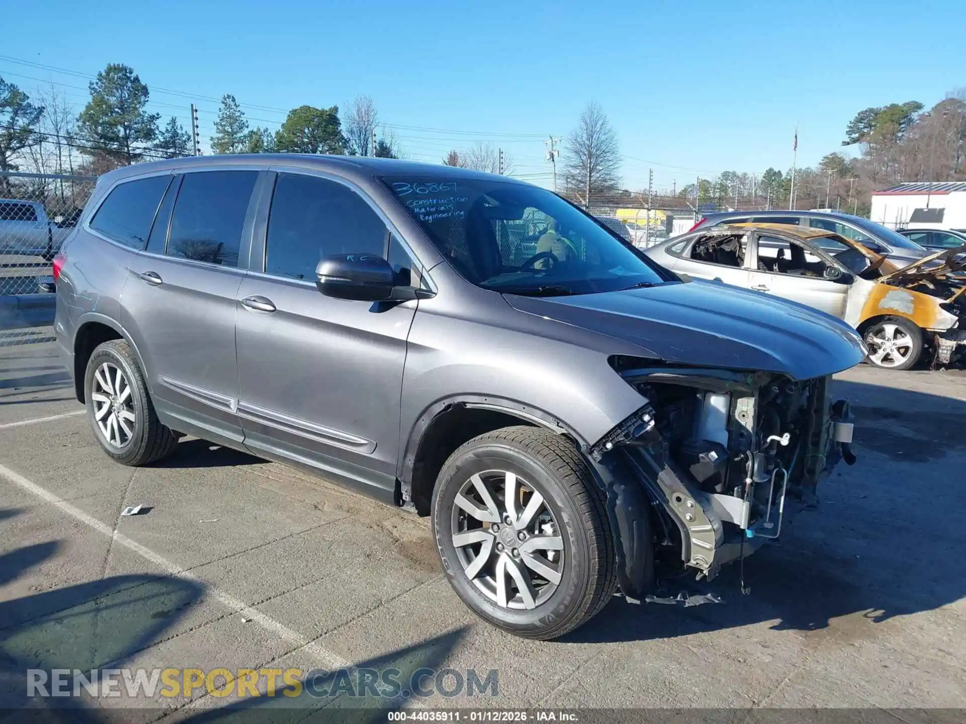 1 Photograph of a damaged car 5FNYF6H55MB045964 HONDA PILOT 2021