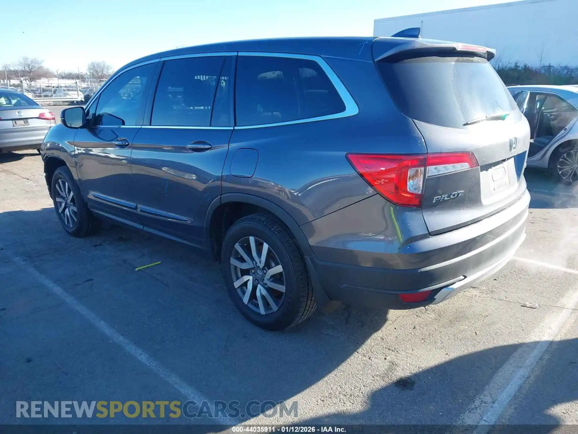 3 Photograph of a damaged car 5FNYF6H55MB045964 HONDA PILOT 2021